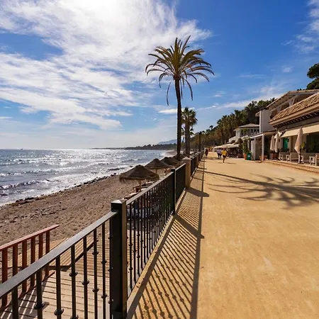 Junto Al Faro .marbella Centro.vistas Mar Y El Puerto. Appartement Marbella