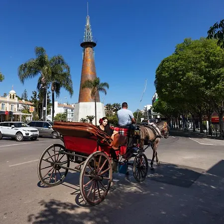 Junto Al Faro .marbella Centro.vistas Mar Y El Puerto. Lägenhet Marbella