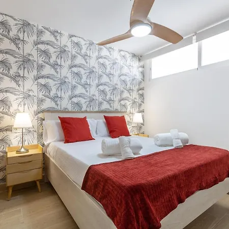 Junto Al Faro .marbella Centro.vistas Mar Y El Puerto. Marbella