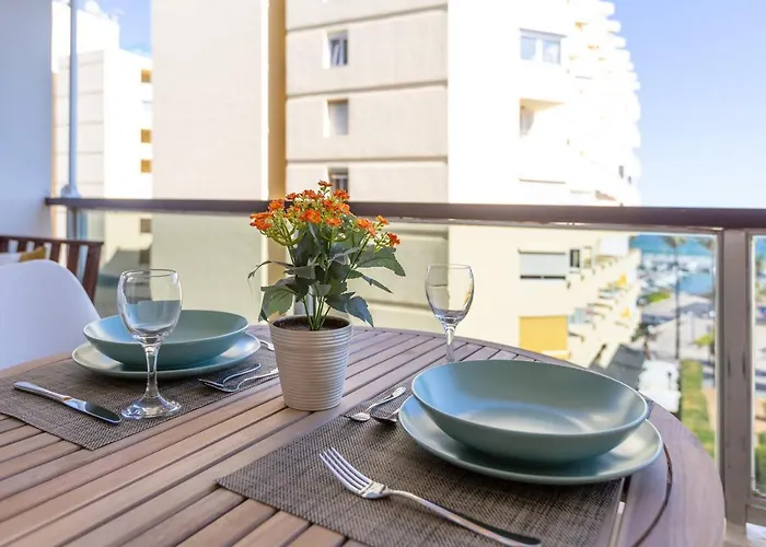 Junto Al Faro .marbella Centro.vistas Mar Y El Puerto. מארבלה